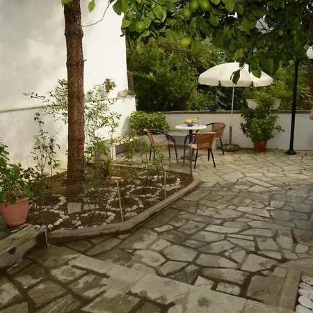 Sofia's Garden By Kottas Lägenhet